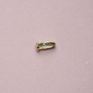 Piercing Esmeralda